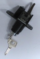 Замок крышки Ж/Н нов.обр. 2345/2346/2347 для ПИКАП 